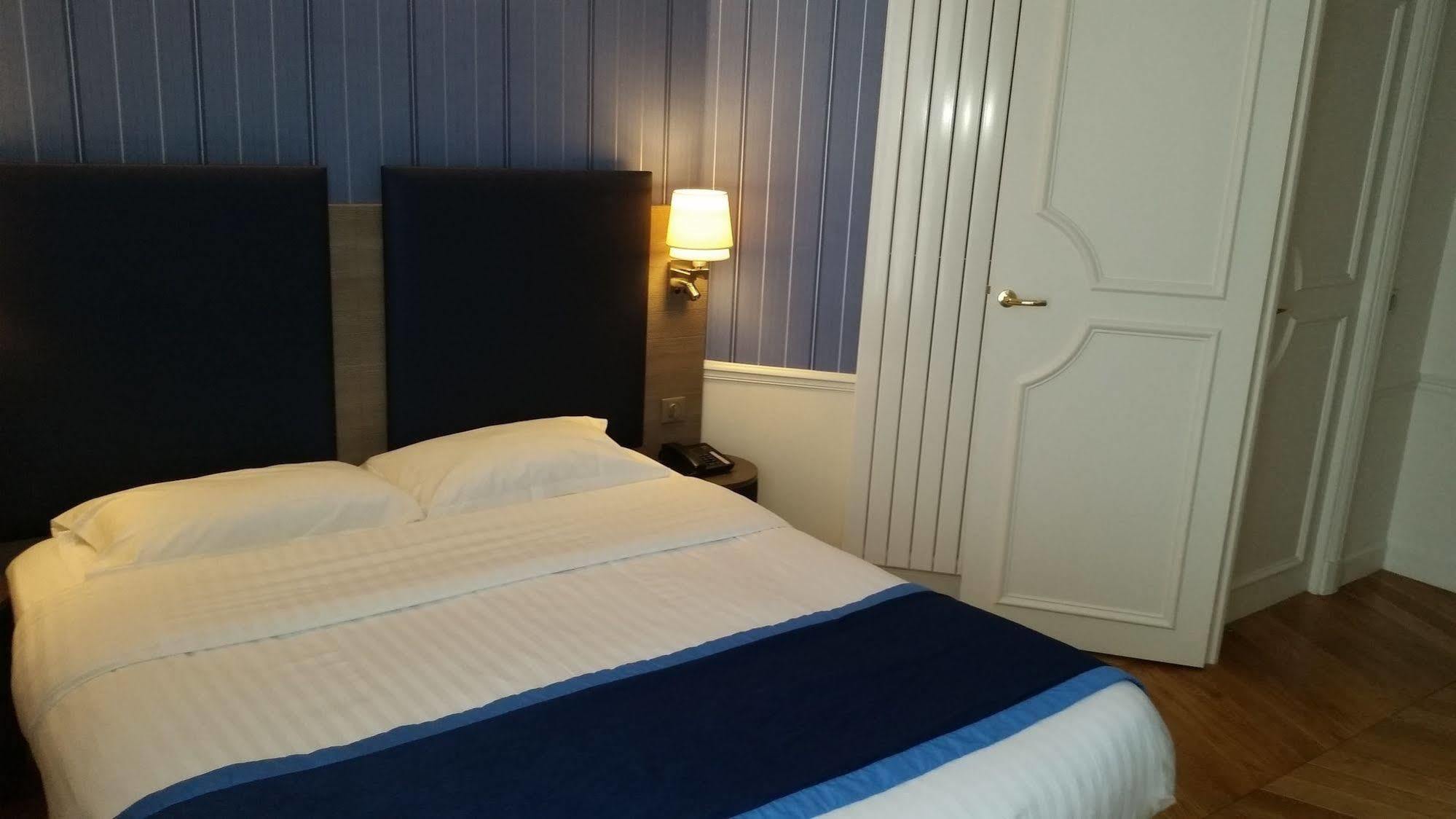 Mayflower Paris Exterior foto